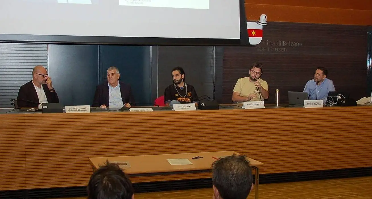 Bolzano, nasce la prima Rete dei Centri Giovani cittadini