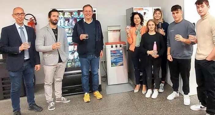 Liceo Carducci, addio alle bottiglie di plastica: l’acqua sarà fornita da quattro erogatori