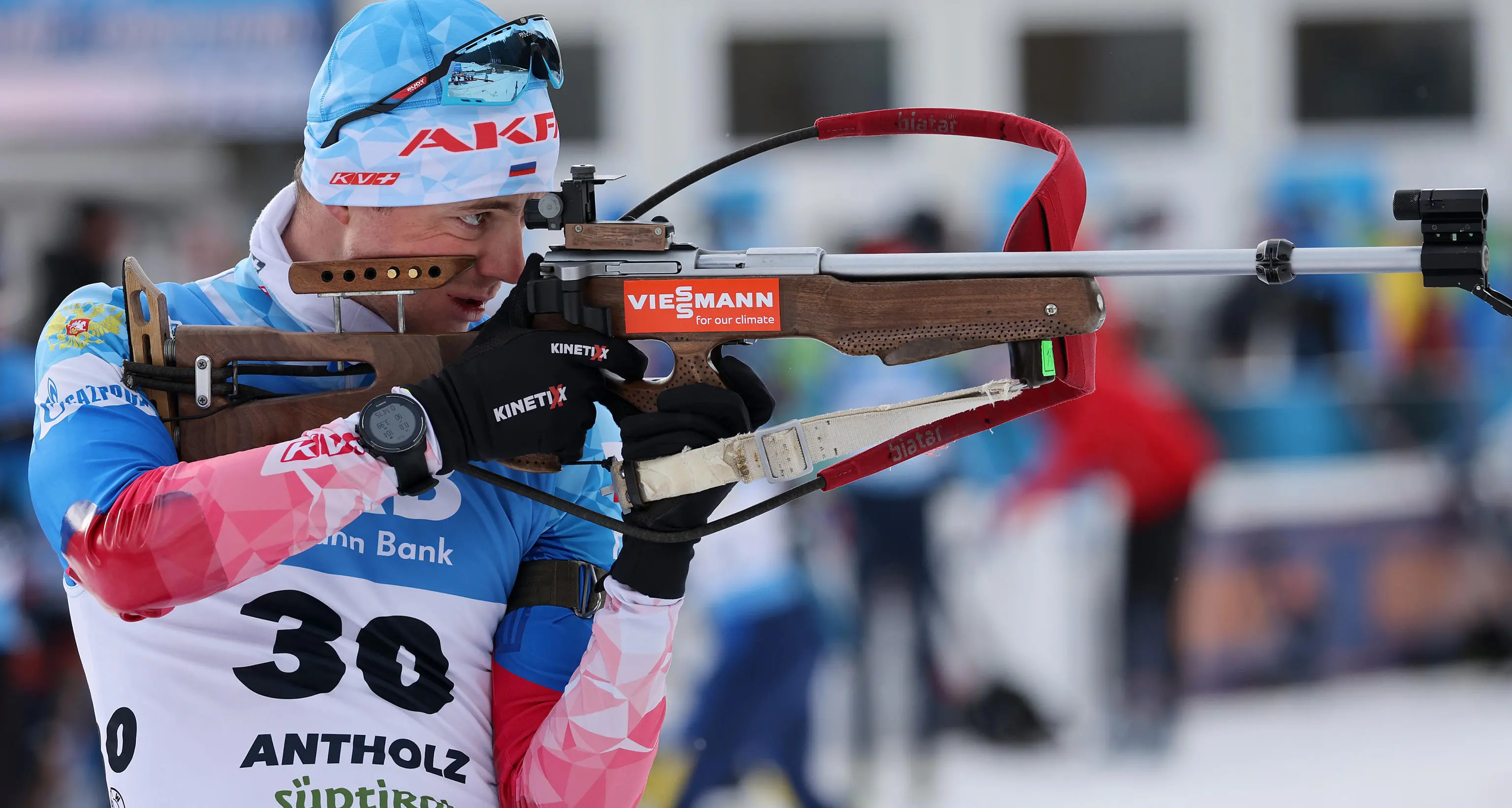Biathlon: Babikov vince ad Anterselva, azzurri in ombra
