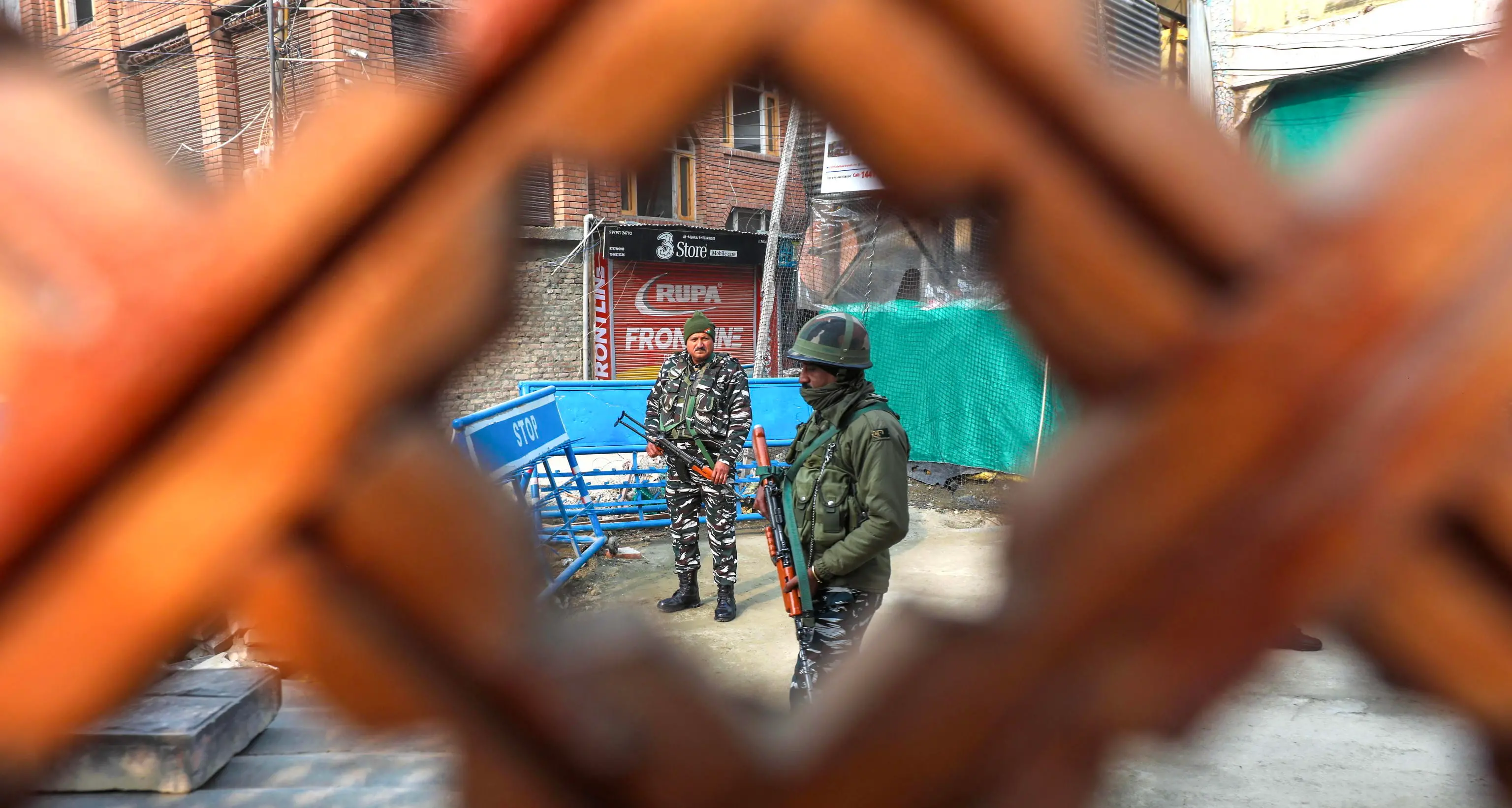 India: Corte Suprema conferma abolizione autonomia Kashmir