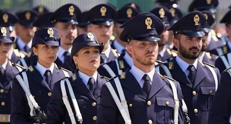 Polizia di Stato, bando per 4.440 allievi agenti: 40 posti riservati ai bilingui