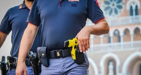 Da lunedì il taser sarà in dotazione alla polizia di Bolzano