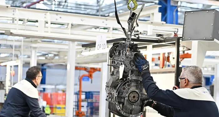 Più lavoratori part-time e più donne over 50 per il settore manifatturiero