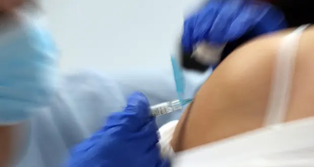 Vaccinazioni in Alto Adige, nelle valli gli scettici del vaccino: Ultimo e San Leonardo in Passiria i Comuni “maglia nera”