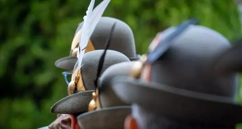 Le Truppe Alpine celebrano a Bolzano i loro 152 anni