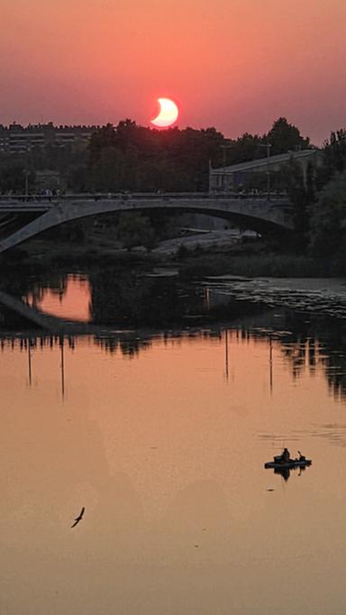 Le foto del Sole nero, dall'Artico allo spazio