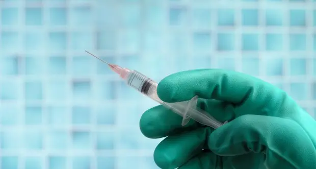 Da mercoledì in Alto Adige la prenotazione per il richiamo vaccinale anche per i 16/17enni