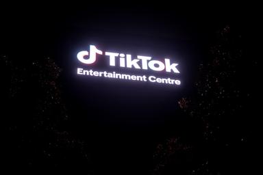TikTok patteggia in Alabama le accuse di creare dipendenza nei giovani