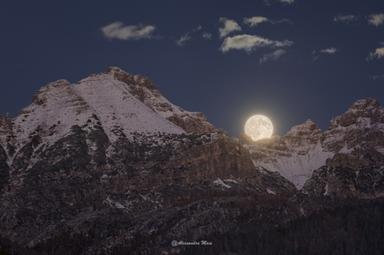 La Luna piena d’autunno sul Cadore