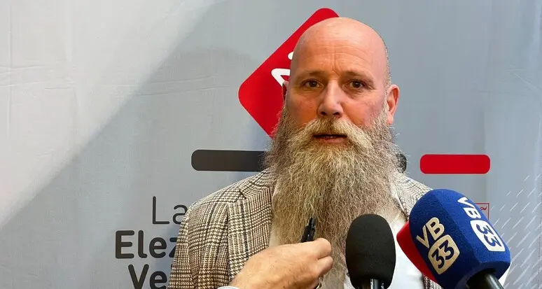Rivelazione della lista No Vax di Wirth Anderlan: “Tutto il popolo è scontento”