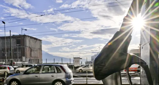 Benzina: distibutori convocati alle 15 al ministero