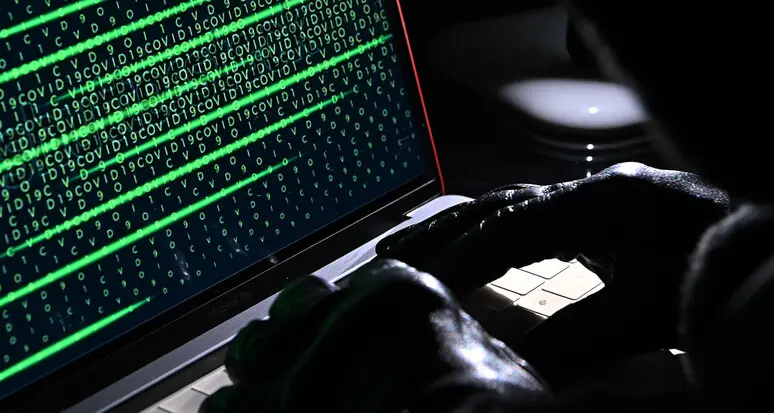 Truffa sentimentale: donna raggirata per 70 mila euro