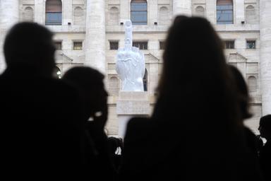 Borsa: Milano apre in rialzo, +0,09%