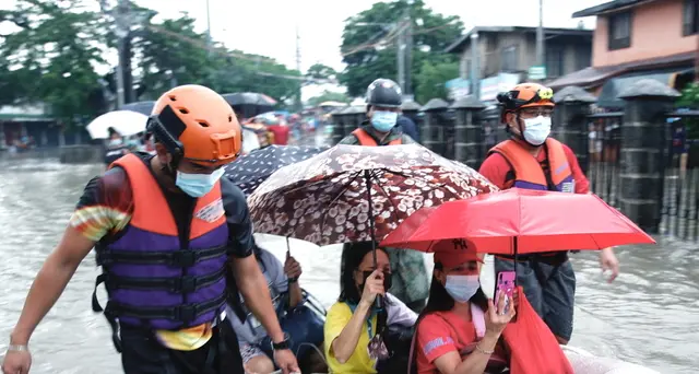 Filippine: migliaia di evacuati a Manila per alluvioni