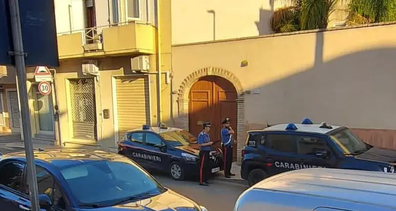 Strangolato in un b&b nel cagliaritano, la vittima è un 43enne
