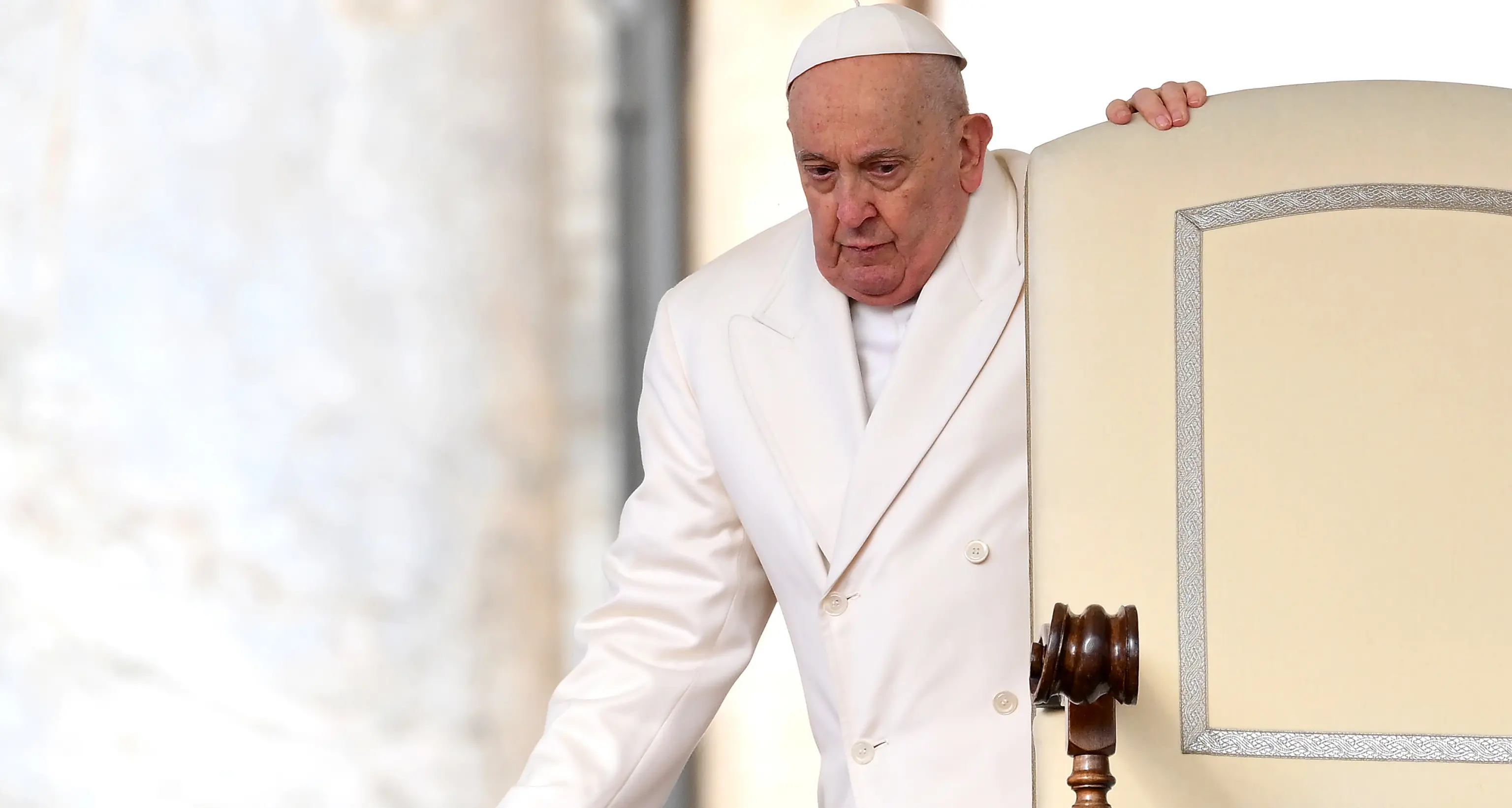 Papa: abusi, non accada più che non siano ascoltate le vittime