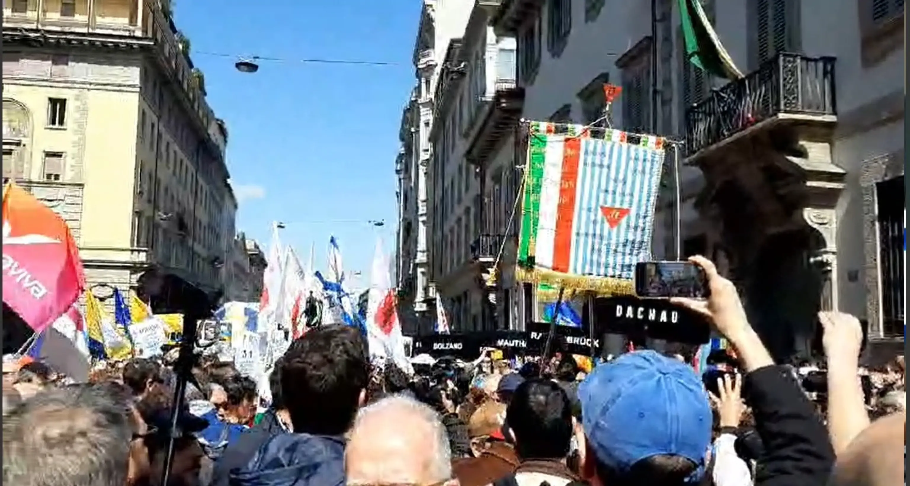 25 aprile: contestata a Milano comunità ebraica, 'assassini'
