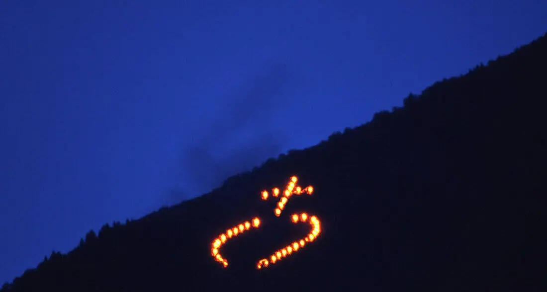 Fuochi del Sacro Cuore, è polemica sul post di Eva Klotz