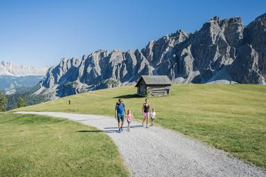 Assoturismo, a Ferragosto l'afa premia la montagna, 1,6 milioni presenze nel weekend
