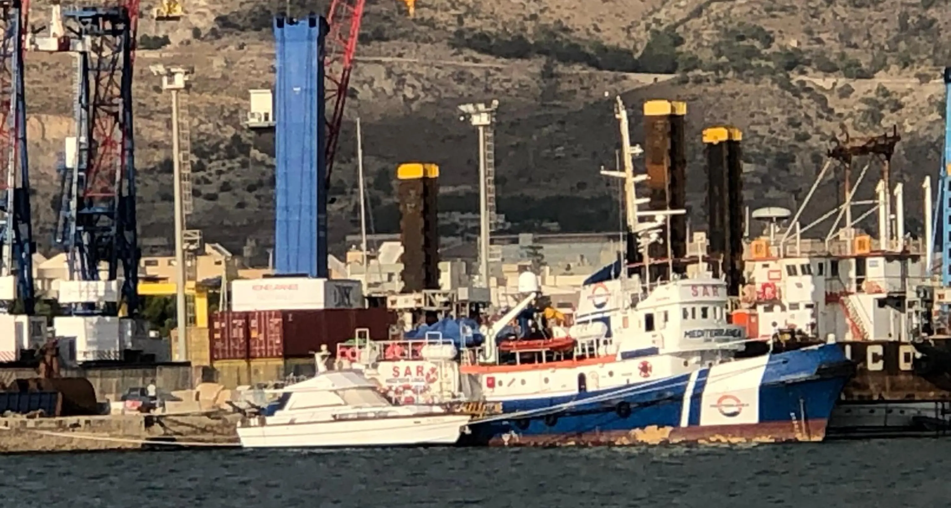 Migranti: Casarini, fermo amministrativo per Mare Jonio