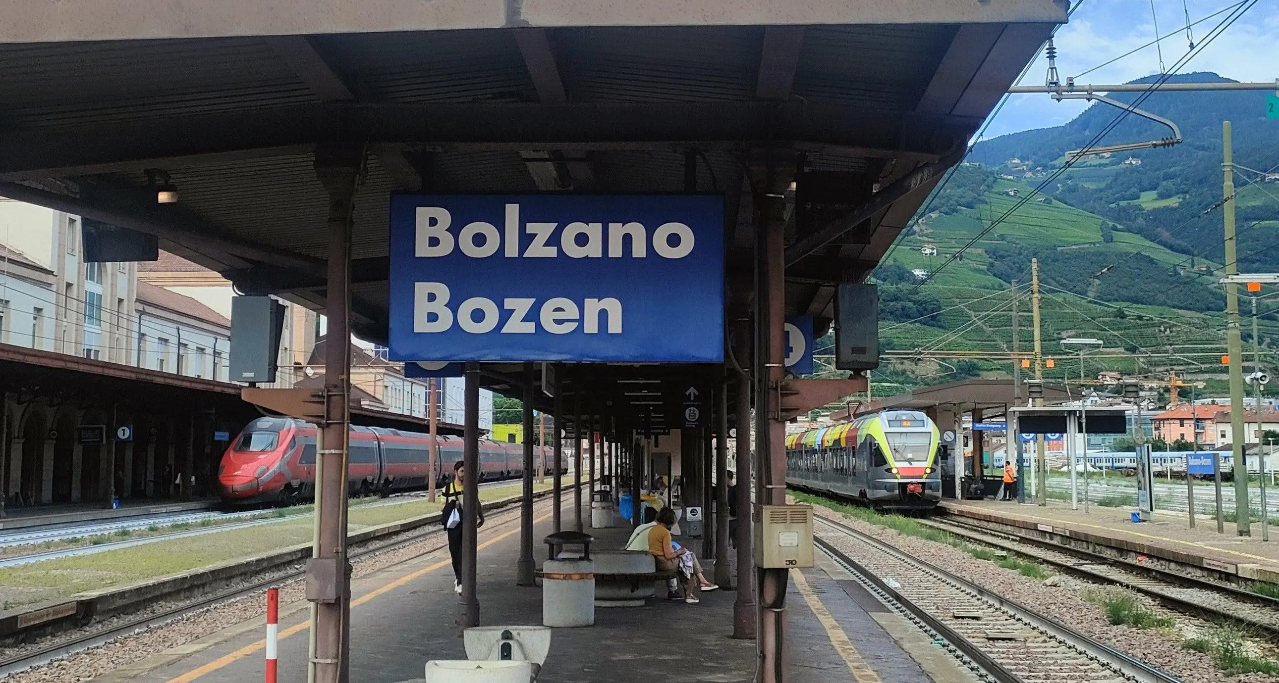 Deragliamento sul Brennero, stop ai treni e bus sostitutivi