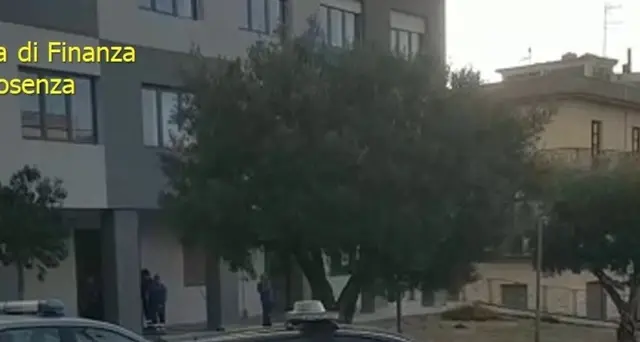 Regionali:raccolta firme lista irregolari, arrestato sindaco