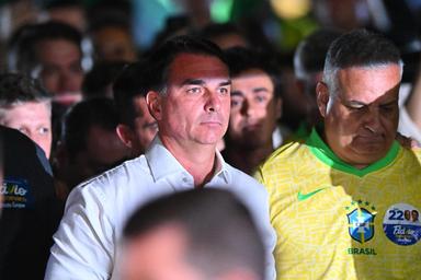 Buenos Aires, 'per Bolsonaro viaggio in aereo dall'Argentina all'Ecuador'