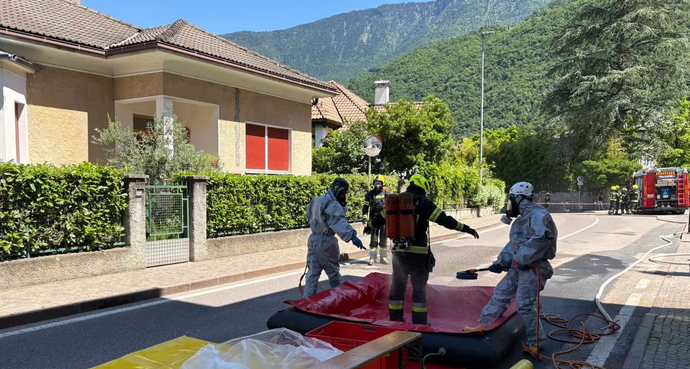 Fuga di gas in una piscina privata a Laives, nessun ferito