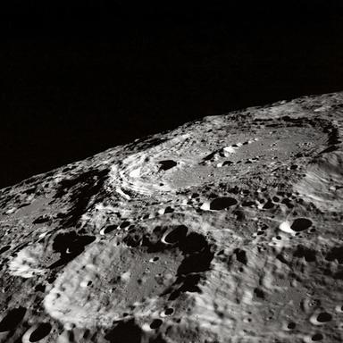 Luna, attesi dati e immagini che confermino l'impatto del detrito