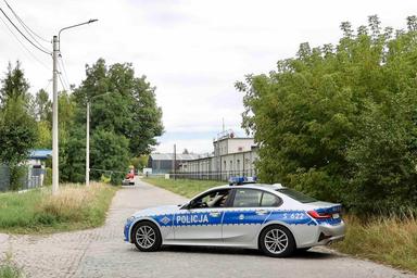 Arrestato 19enne per attacco con coltello in una scuola in Polonia, sette feriti