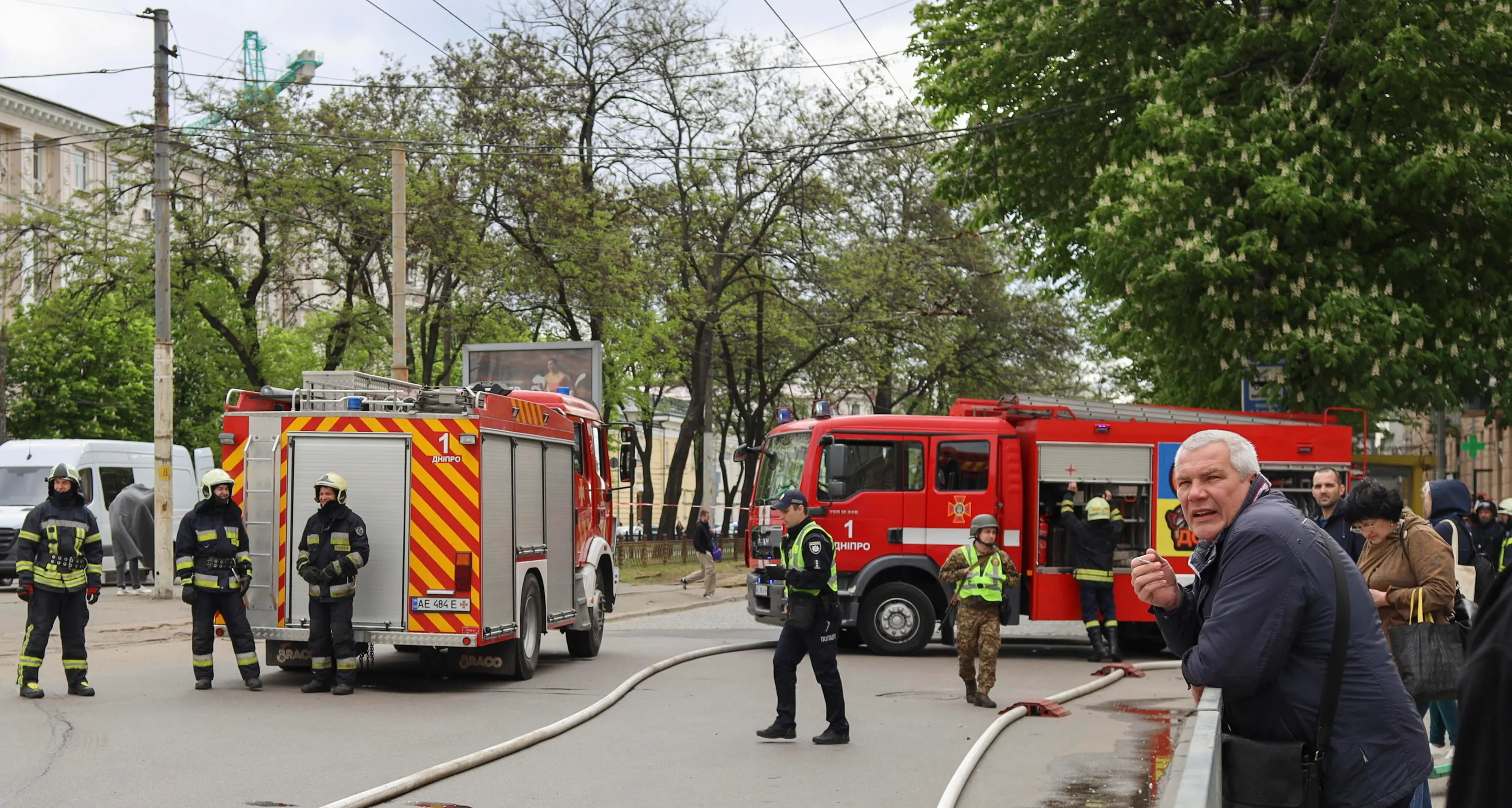 Ucraina: drone russo su autobus nel sud-est, 9 morti