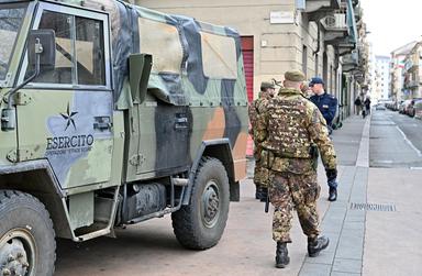 Salvini, i militari a Milano potranno intervenire con Lince e droni
