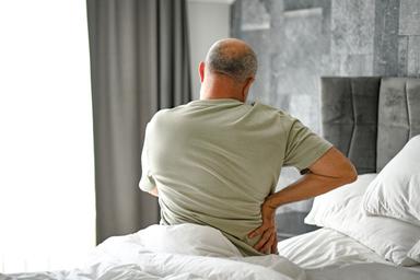 Il dolore fisico ha la sua diffusione più rapida prima dei 55 anni
