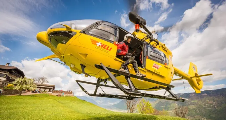 Frontale auto-moto a Sesto: necessario l’elisoccorso