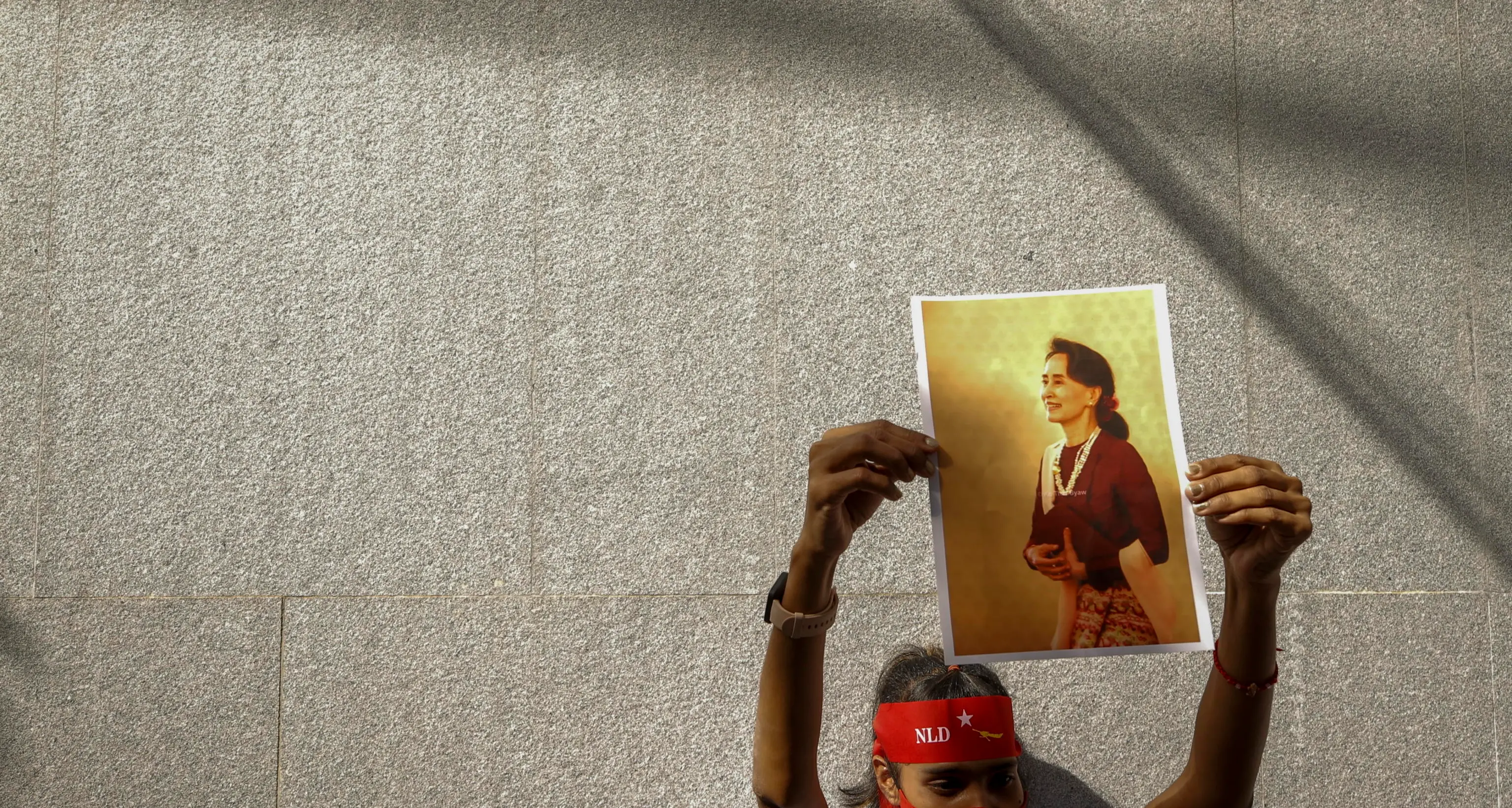 Birmania: la pena di Suu Kyi è stata ridotta di 6 anni