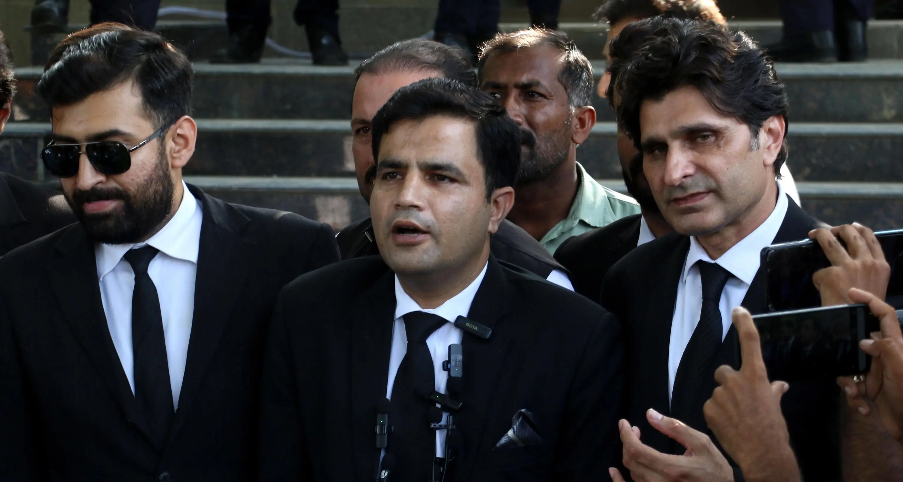 Pakistan: Alta corte sospende la condanna di Imran Khan