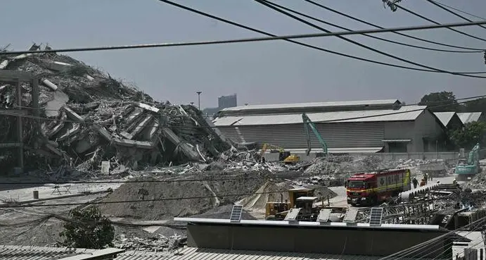 Terremoto di magnitudo 7.7 in Birmania: a Bangkok crolla grattacielo in costruzione