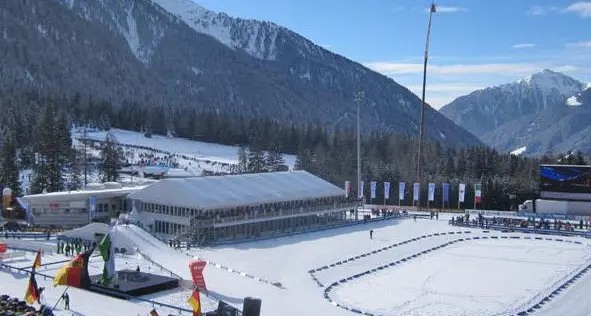 Biathlon, la tappa di coppa del mondo senza spettatori per il secondo anno