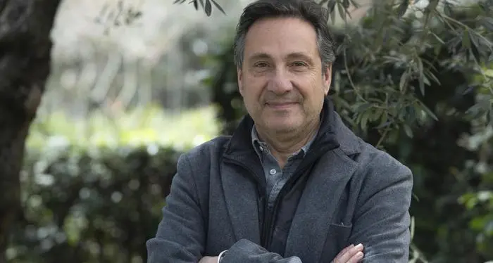 «Caccia anacronistica»: bufera su Mario Tozzi e il suo “Sapiens” su Rai 3