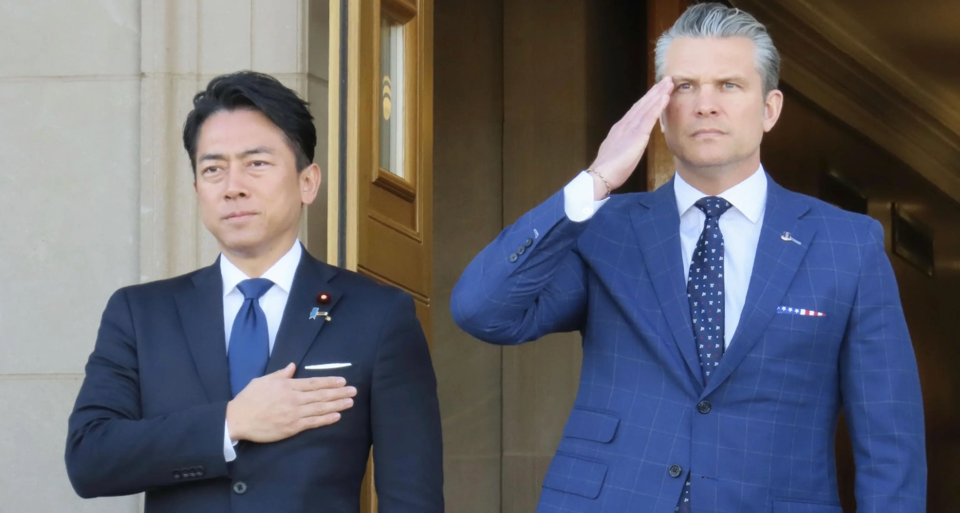 Giappone-Usa: base area Futenma, no a restituzione senza pista più lunga