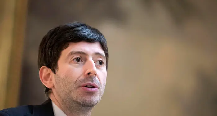 Circolare del ministero della Salute: controlli sui casi di epatite “sconosciuta”