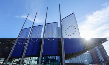 La Bce lascia i tassi fermi, depositi al 2,50%