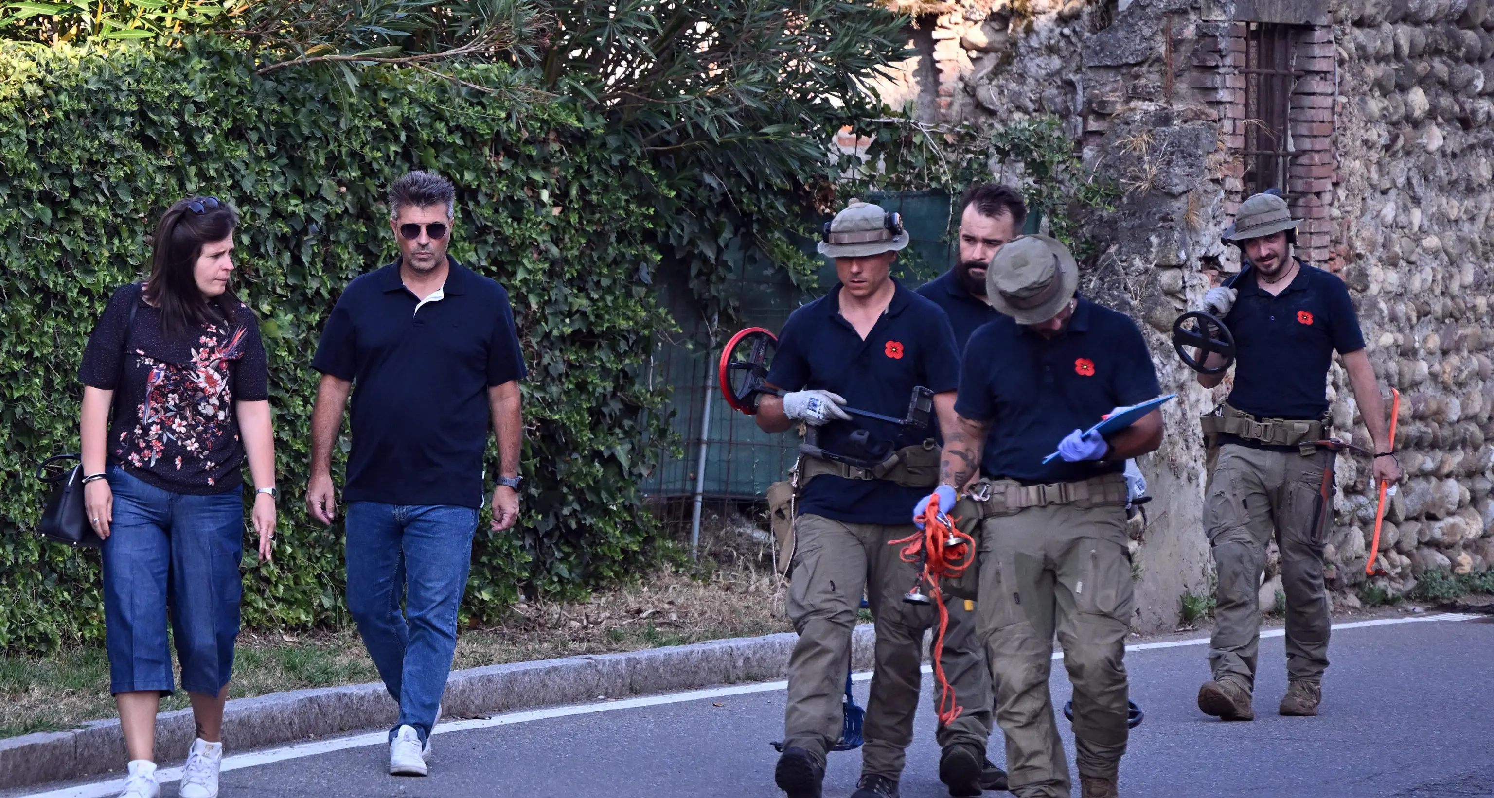 Sharon, la Procura: l'uomo fermato ha minacciato prima 2 ragazzi