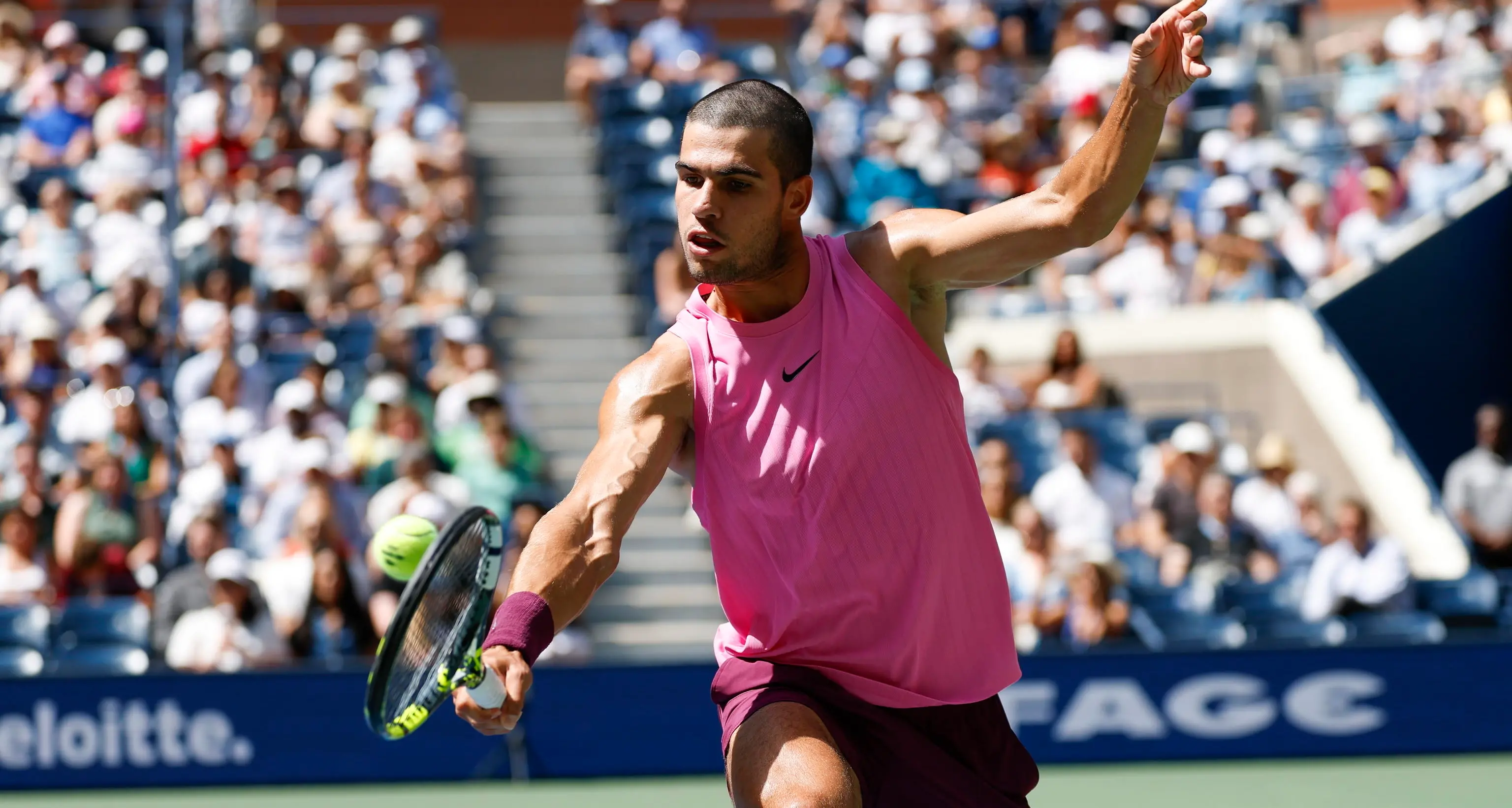 Us Open: Alcaraz batte Rinderknech e accede ai quarti