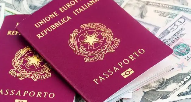 La Questura di Bolzano: 329 passaporti richiesti e mai ritirati