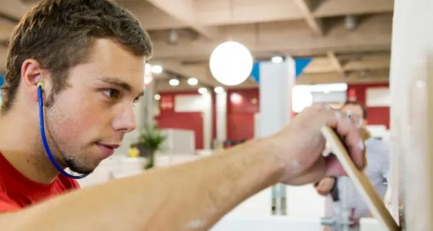 «Lavoro estivo per i quattordicenni»