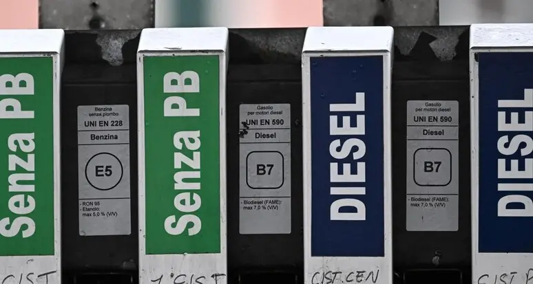 Diesel, in Alto Adige il pieno è sempre più caro: in un solo giorno 2,35 euro in più