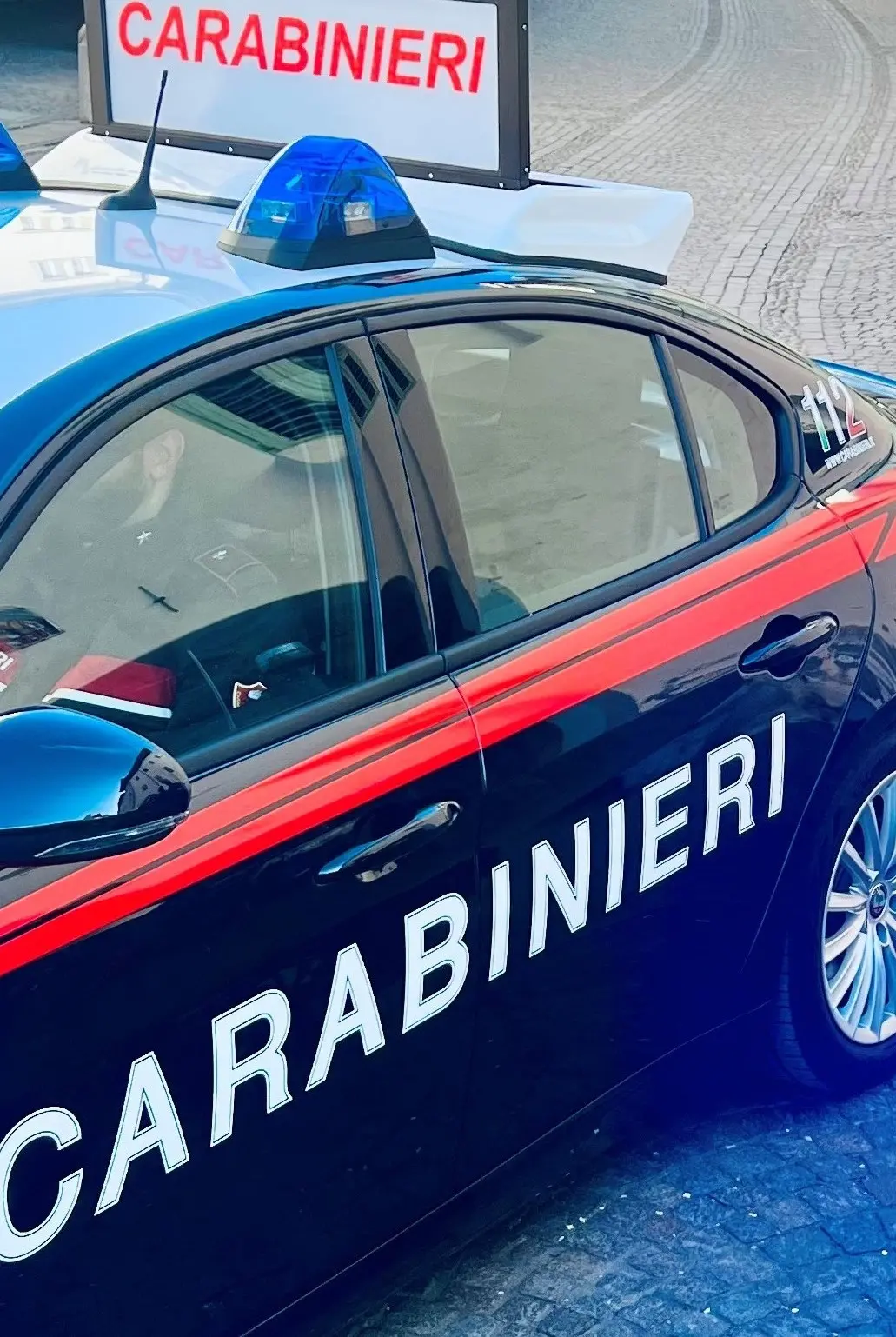 I carabinieri contro lo spaccio: dallo spinello ai domiciliari alla “canna” fumata sulle piste da sci