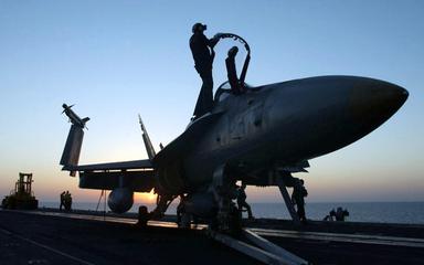Wsj, terza portaerei Usa verso il Medio Oriente con altri 10.000 militari