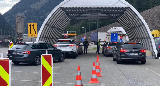 Speranza, test e isolamento per chi arriva dall’Austria